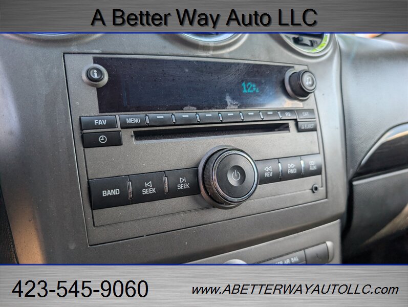 Used 2014 Chevrolet Captiva Sport LT FWD image 13