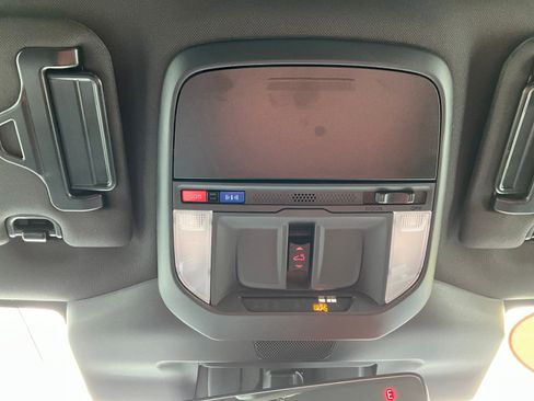 Certified 2025 Subaru Forester Limited image 21