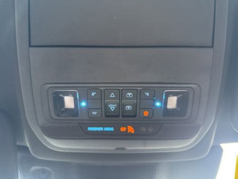 Used 2020 Ford Explorer ST image 15