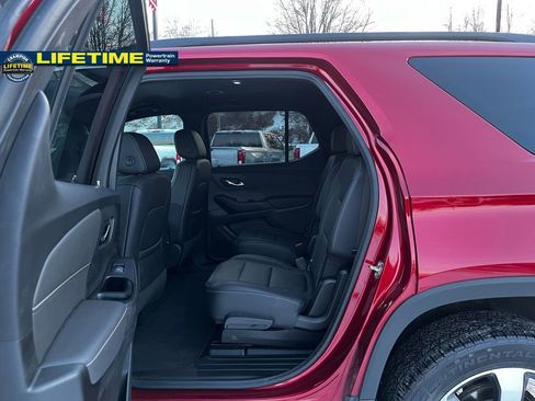 Used 2023 Chevrolet Traverse LT w/ LT Premium Package image 29