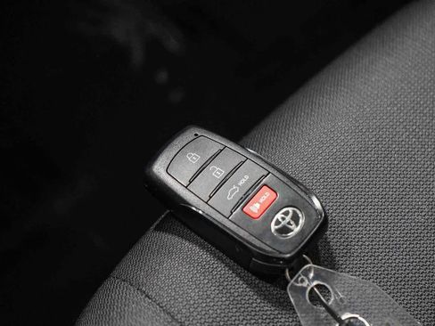 Certified 2024 Toyota Corolla SE w/ SE Premium Package image 30