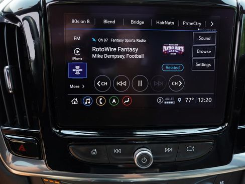 Used 2023 Chevrolet Traverse High Country AWD/4WD image 31
