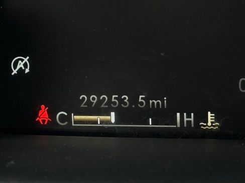 Certified 2023 Lincoln Nautilus Reserve image 30