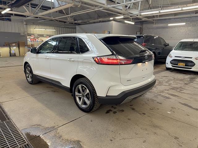Certified 2023 Ford Edge SEL w/ Convenience Package AWD/4WD image 4