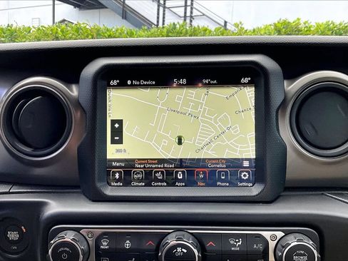 Used 2023 Jeep Wrangler Unlimited w/ Sun & Screen Package AWD/4WD image 13