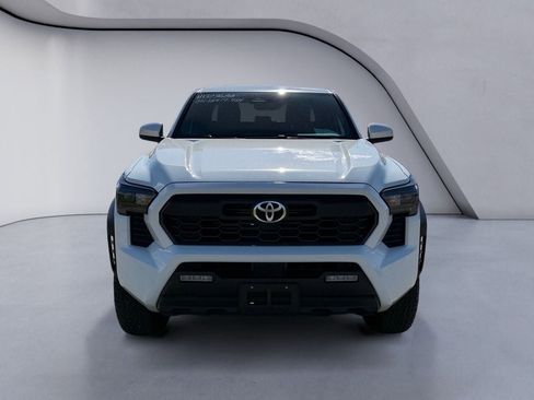 Used 2025 Toyota Tacoma TRD Off-Road AWD/4WD image 8