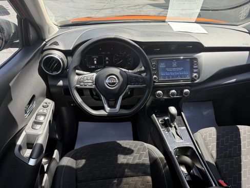 Used 2023 Nissan Kicks SV FWD image 20
