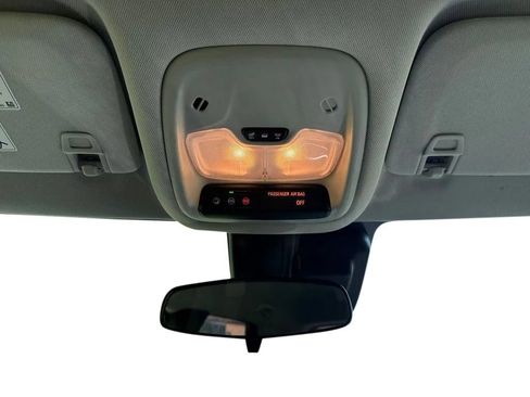 Used 2025 Chevrolet TrailBlazer LT FWD image 26
