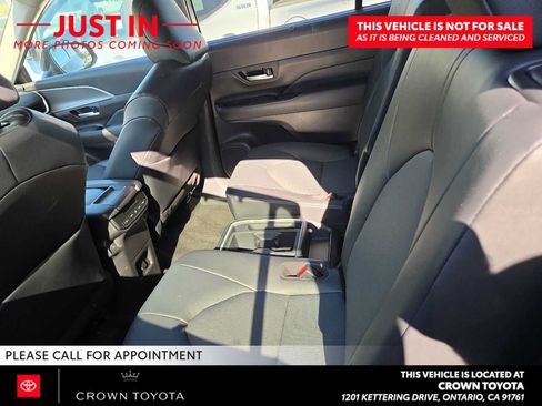 Used 2026 Toyota Grand Highlander FWD image 9