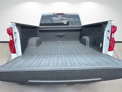 Used 2024 Chevrolet Silverado 1500 Custom Trail Boss w/ LPO, Dark Essentials Package AWD/4WD image 12