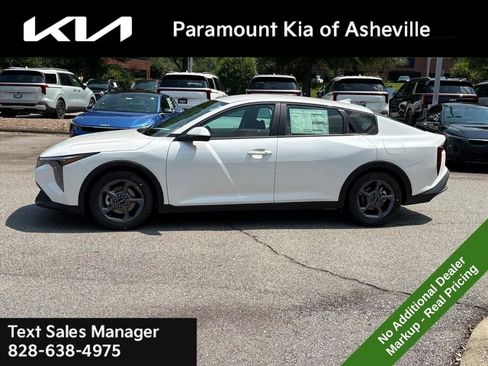 New 2026 Kia K4 FWD image 3