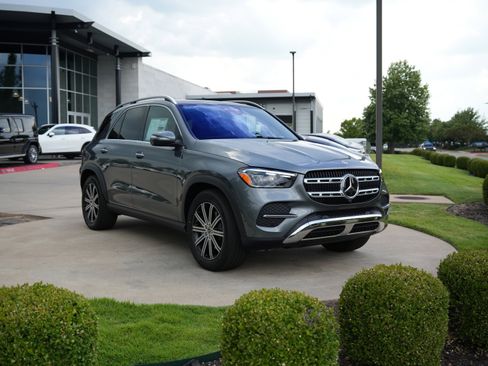 New 2026 Mercedes-Benz GLE 350 4MATIC image 1