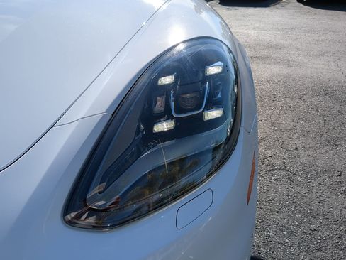 Used 2018 Porsche Panamera 4S w/ Premium Package Plus image 11