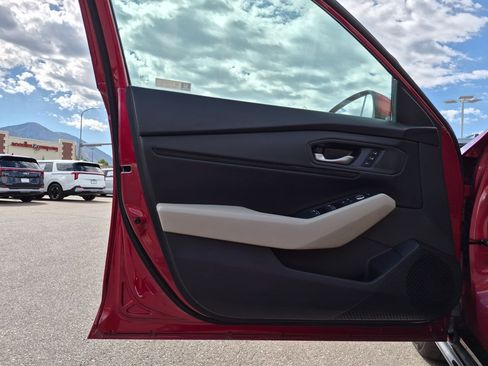 Used 2024 Honda Accord EX-L image 14