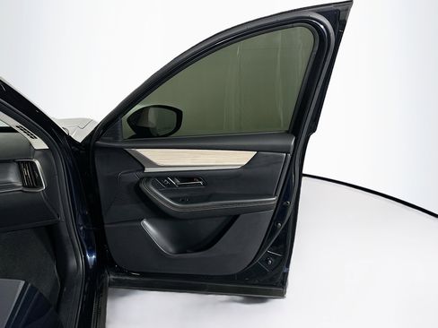 Used 2024 MAZDA CX-90 Plug-In Hybrid w/ Premium Pkg AWD/4WD image 35