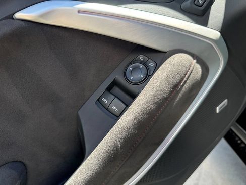 Used 2018 Chevrolet Camaro ZL1 RWD image 11