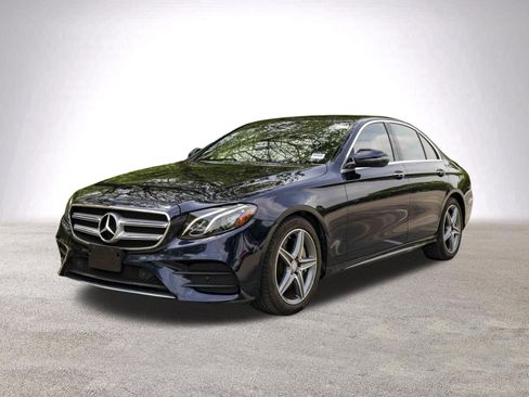 Used 2018 Mercedes-Benz E 300 image 5