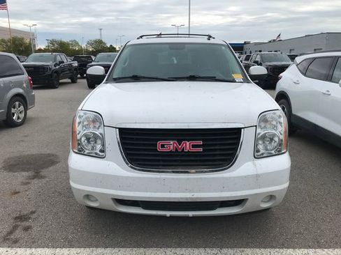 Used 2014 GMC Yukon SLE AWD/4WD image 9