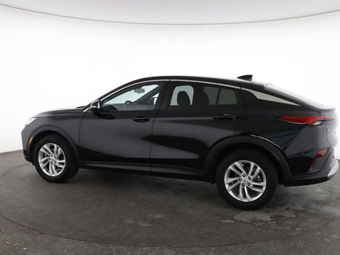 Used 2025 Buick Envista Sport Touring FWD image 8