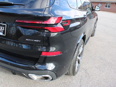 Used 2024 BMW X5 xDrive40i w/ M Sport Package image 43