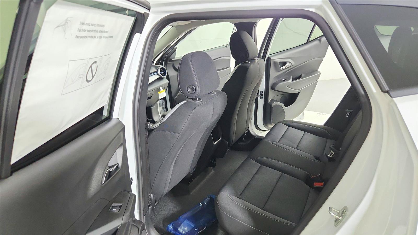 Used 2026 Chevrolet Trax LS FWD image 22