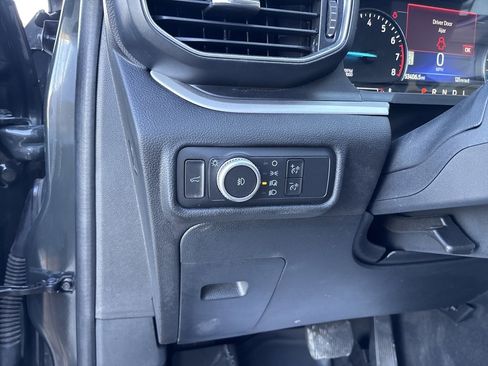 Used 2022 Ford Explorer XLT w/ Equipment Group 202A image 15