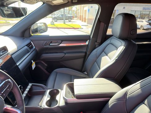 New 2026 GMC Terrain Elevation w/ Elevation Premium Package image 15