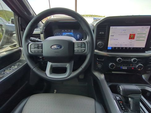Used 2025 Ford F150 Lariat w/ Equipment Group 501A Mid AWD/4WD image 21