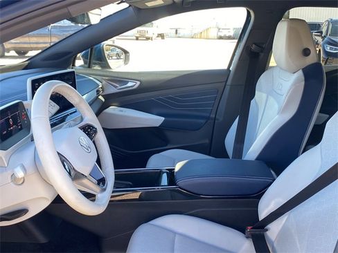 Used 2023 Volkswagen ID.4 Pro S image 19