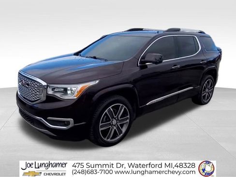 Used 2018 GMC Acadia Denali w/ Technology Package image 4