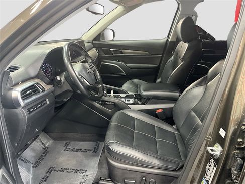 Used 2022 Kia Telluride EX w/ EX Premium Package image 22
