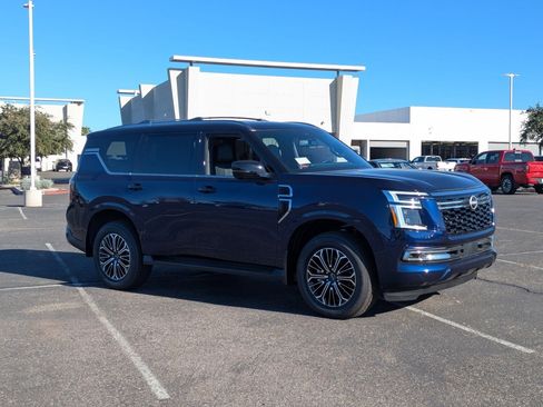 New 2026 Nissan Armada SL w/ Captain's Chari Seat Package image 7