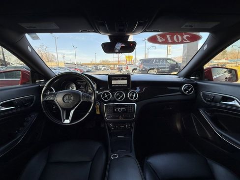 Used 2014 Mercedes-Benz CLA 250 4dr Sdn CLA 250 FWD image 19