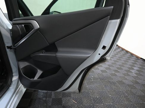 Used 2025 BMW X3 xDrive30i w/ Premium Package image 30