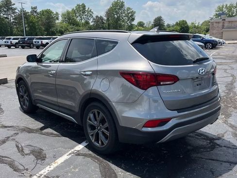 Used 2018 Hyundai Santa Fe Sport w/ 2.0T Ultimate Tech Package 05 AWD/4WD image 5