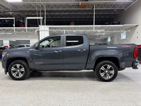 Used 2017 Chevrolet Colorado LT w/ Luxury Package, Chrome AWD/4WD image 7