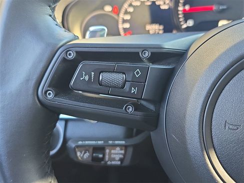 Used 2023 Porsche Panamera Platinum Edition image 27