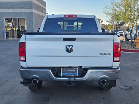 Used 2018 RAM 1500 SLT image 4