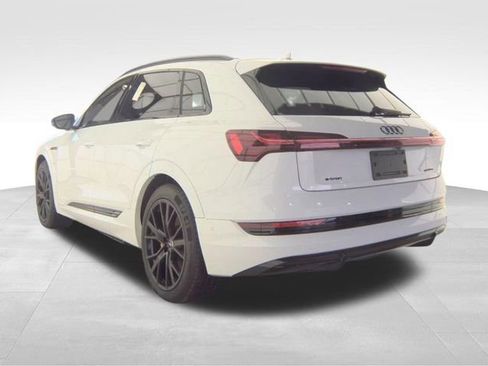 Used 2023 Audi e-tron Chronos w/ Chronos Package image 3