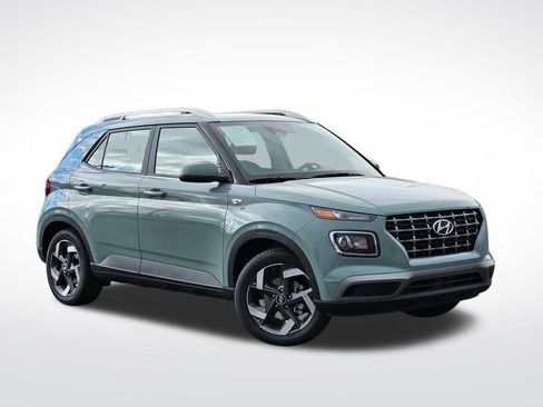 Used 2026 Hyundai Venue SEL FWD image 1