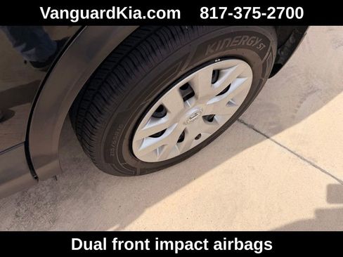 Used 2020 Nissan Rogue Sport S image 9