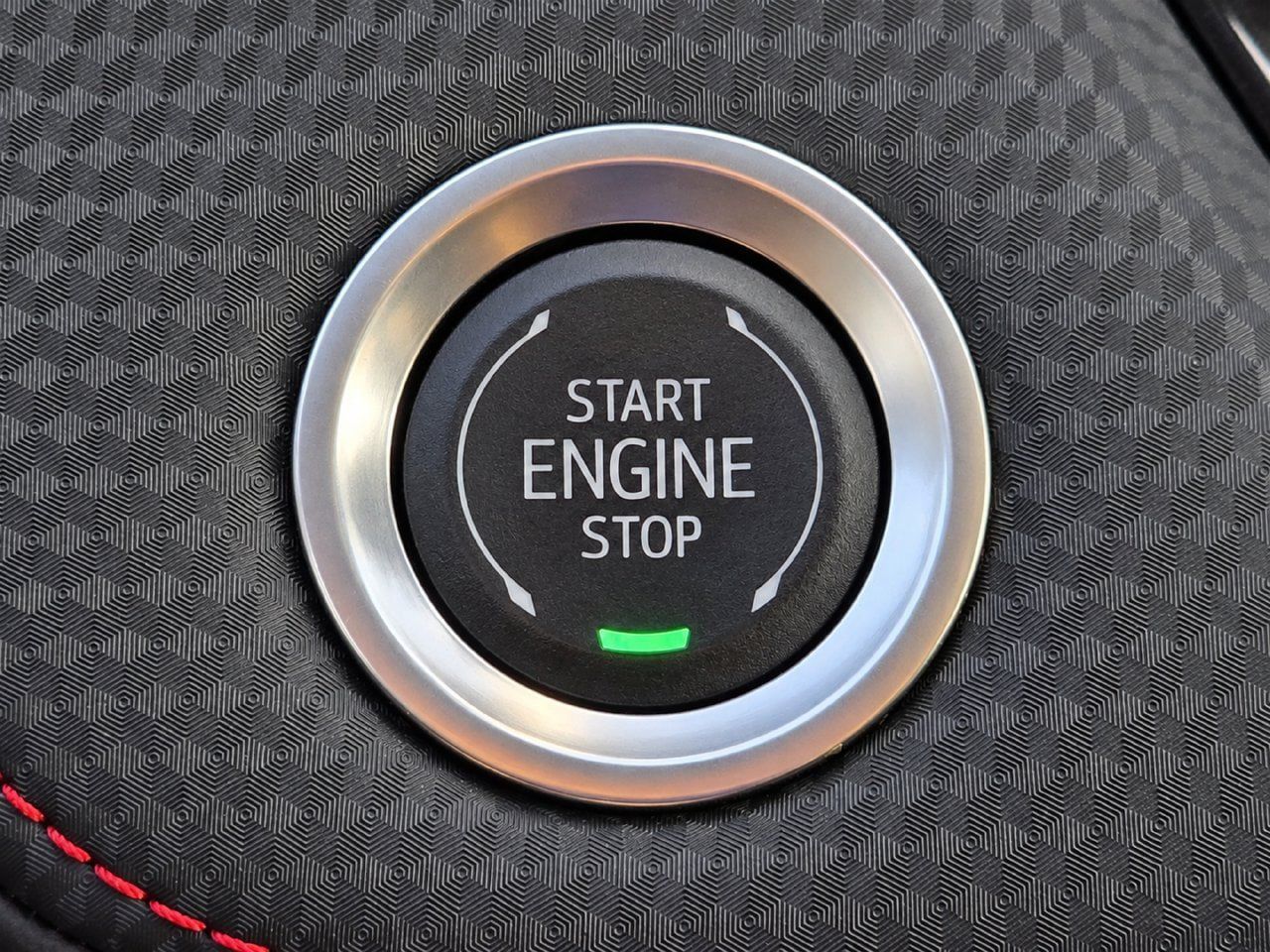 Used 2025 Chevrolet Equinox RS w/ Safety and Technology Package FWD image 21