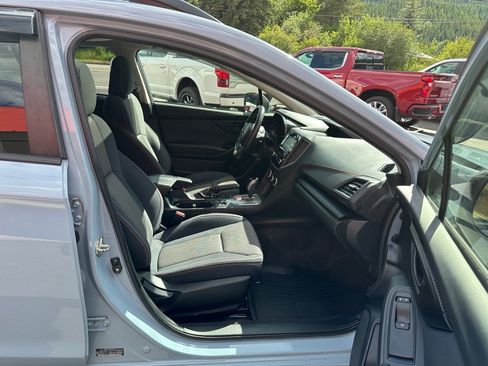 Used 2020 Subaru Crosstrek 2.0i Premium w/ Moonroof Package 1 AWD/4WD image 6