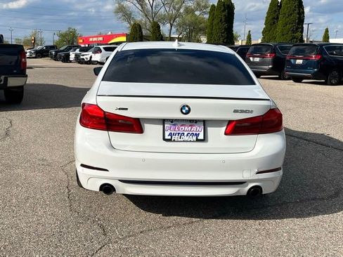 Used 2019 BMW 530i xDrive w/ Convenience Package AWD/4WD image 4