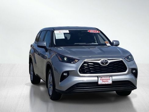 Certified 2024 Toyota Highlander LE image 13