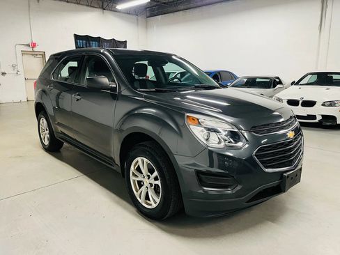 Used 2017 Chevrolet Equinox LS AWD/4WD image 4