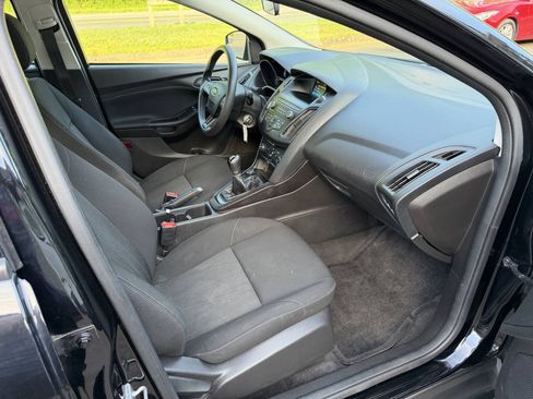 Used 2018 Ford Focus S FWD image 24