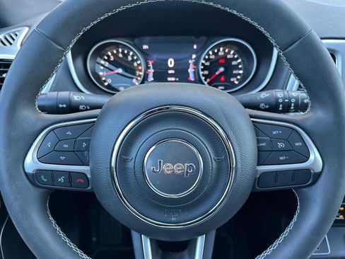 Used 2021 Jeep Compass Latitude w/ Sun and Sound Group image 24