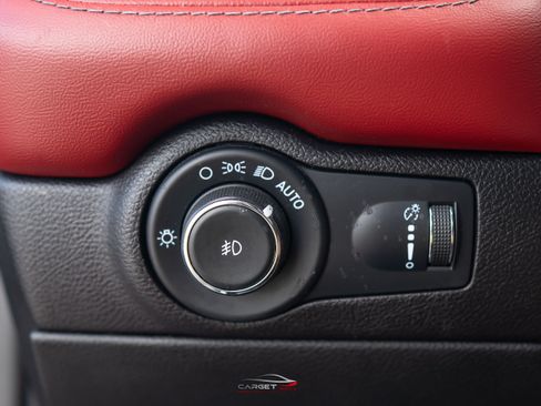 Used 2021 Dodge Durango R/T w/ Technology Group AWD/4WD image 36