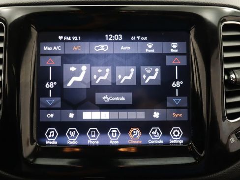 Used 2019 Jeep Compass Limited w/ Safety & Security Group AWD/4WD image 26